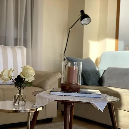 Olive فيلة Konia